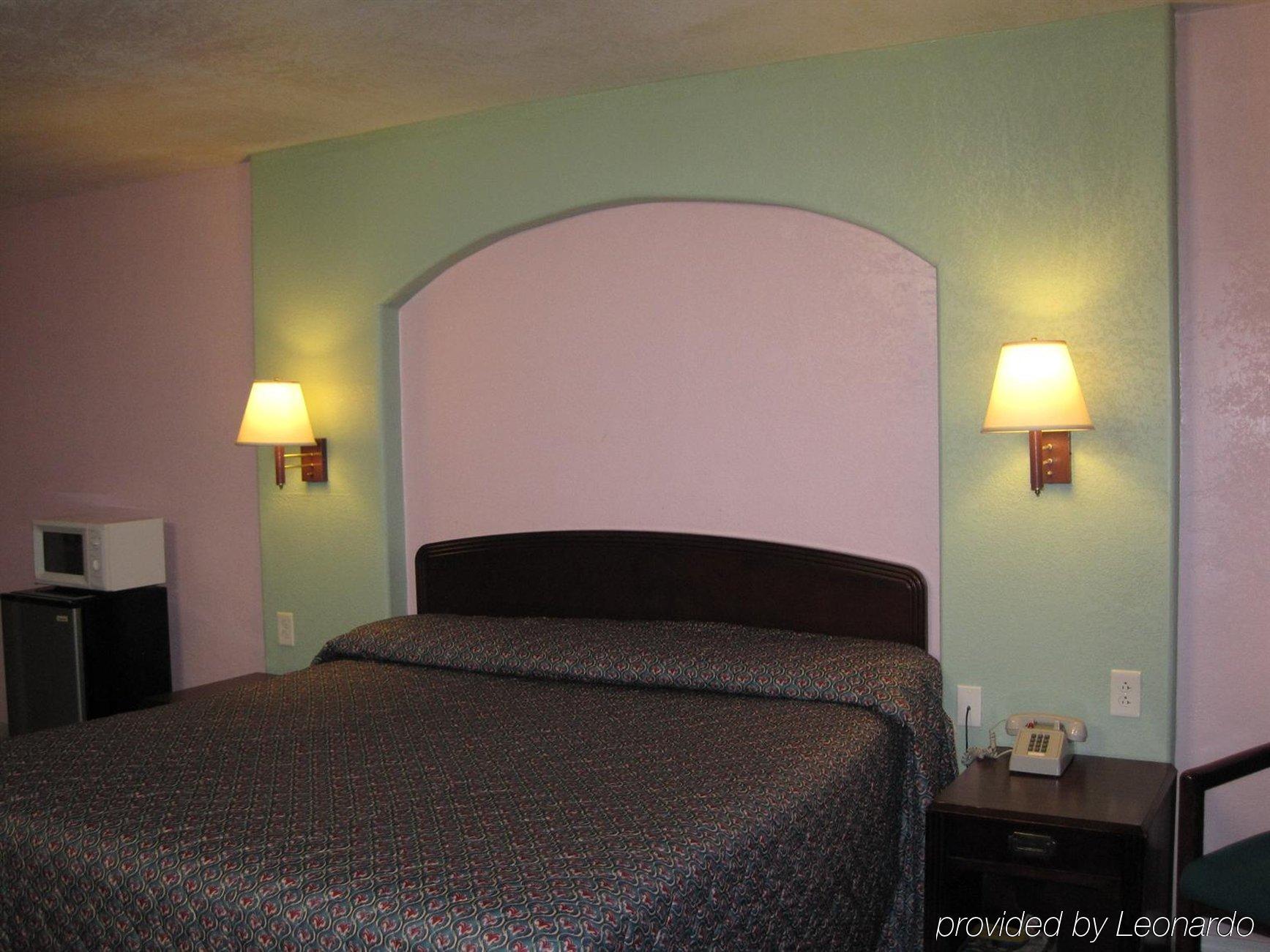Pinn Road Inn And Suites Lackland Afb And Seaworld San Antonio Rum bild