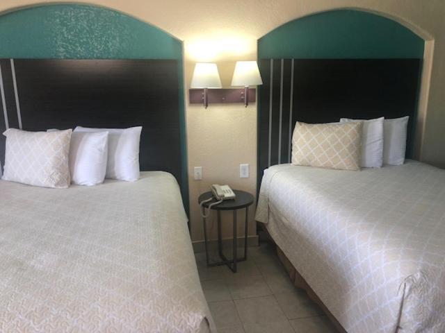 Pinn Road Inn And Suites Lackland Afb And Seaworld San Antonio Exteriör bild