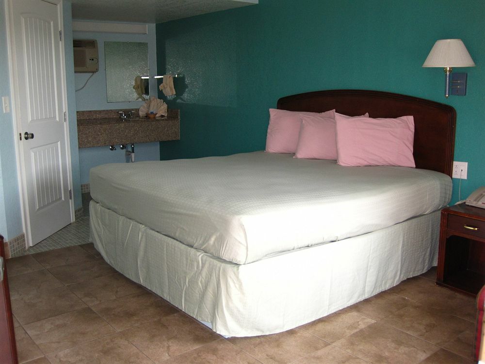 Pinn Road Inn And Suites Lackland Afb And Seaworld San Antonio Exteriör bild