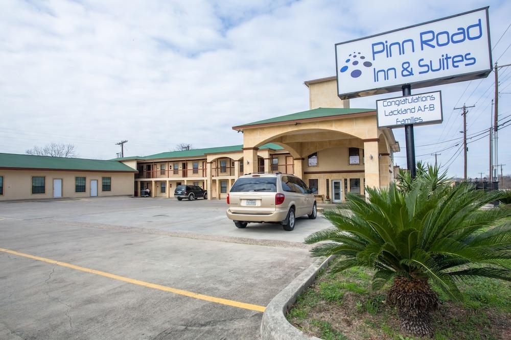 Pinn Road Inn And Suites Lackland Afb And Seaworld San Antonio Exteriör bild